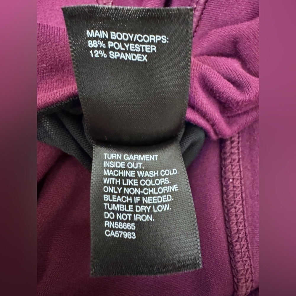 Zella Burgundy Capri Length Leggings Size M - Picture 5 of 5